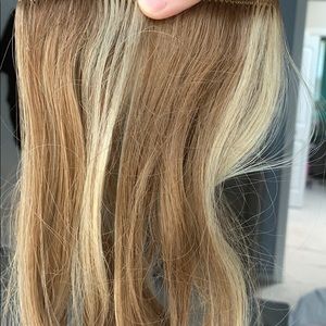 7 piece clipin hair extensions highlighted blonde